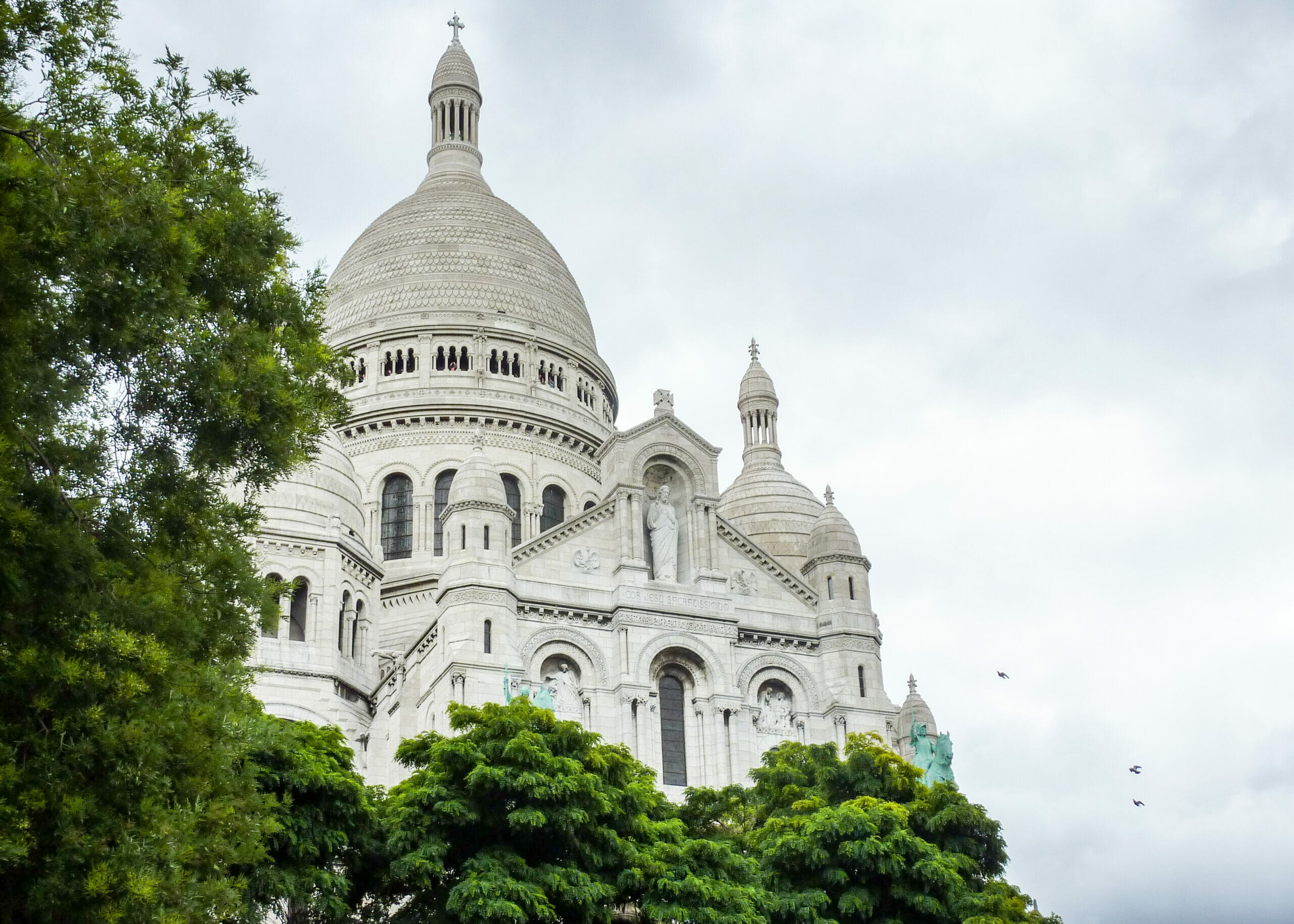 Paris France - Free PDF Travel Guide Book